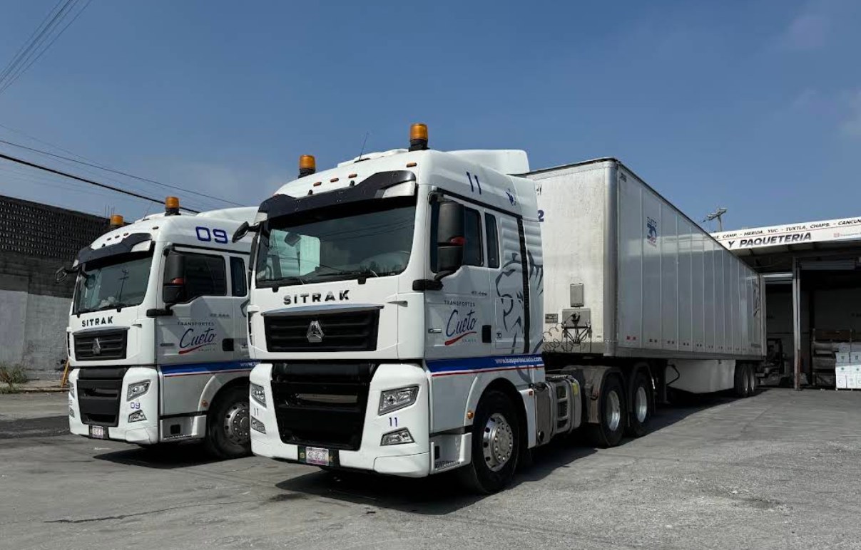 Operación y unidades de Transportes Cueto